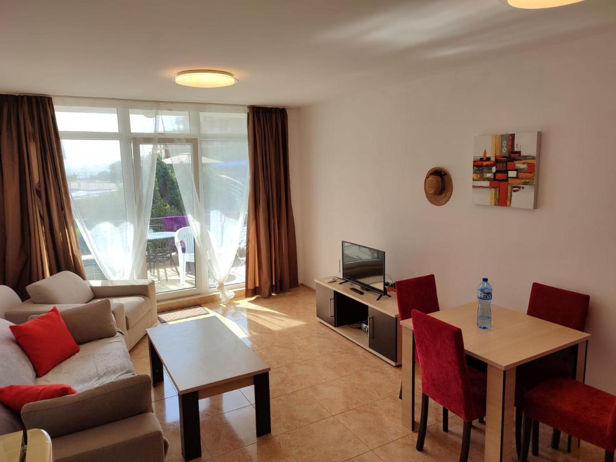Midia Grand Resort, Terrassen Paradies Apartment 阿赫洛伊 外观 照片